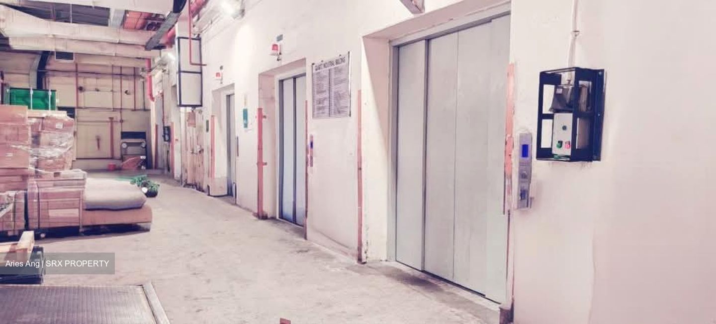 Quartz Industrial Building (D13), Factory #575885971